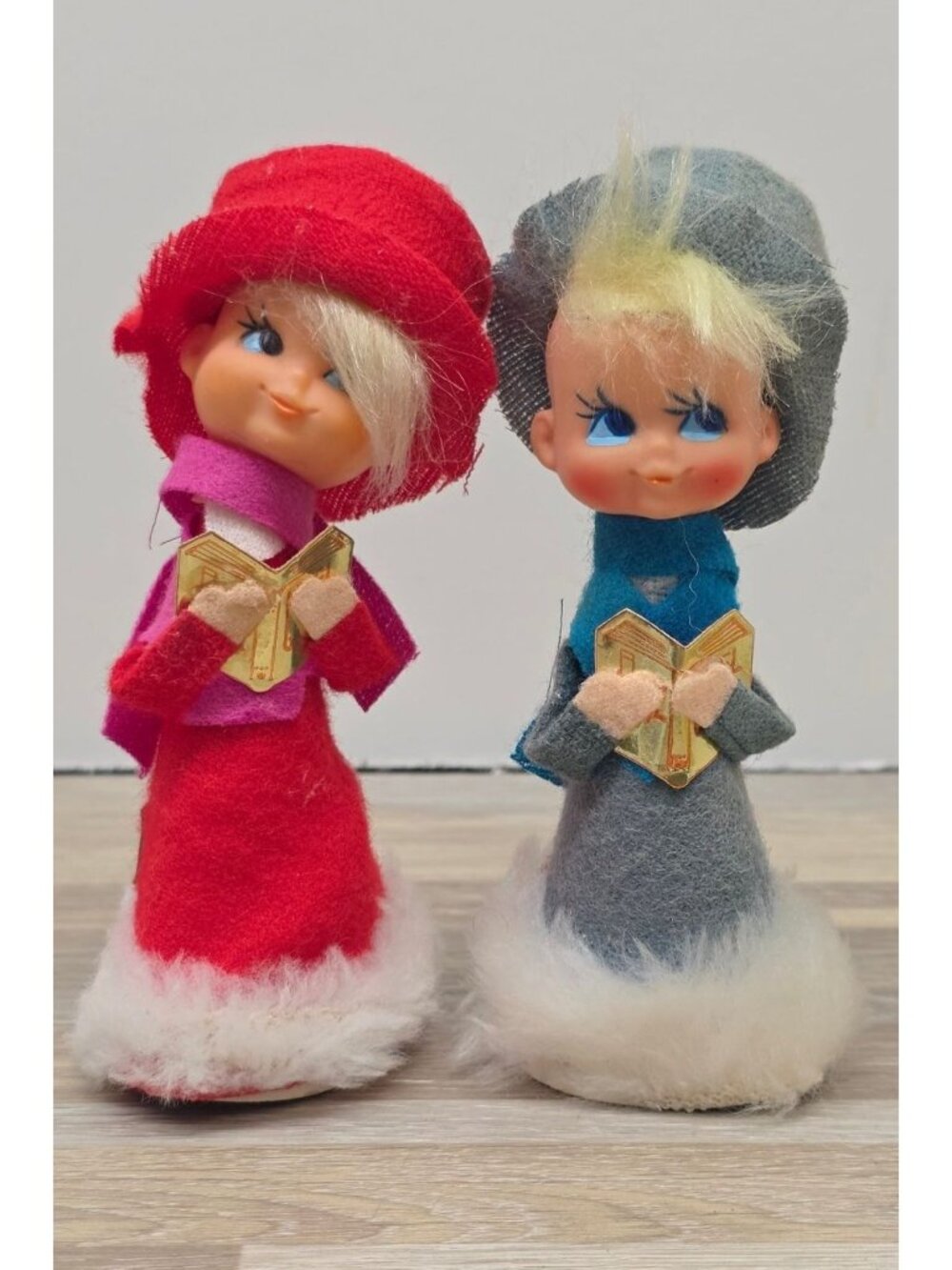 Vintage MCM Felt Christmas Caroler Cone Figurines Lee Wards Elgin IL Retro
